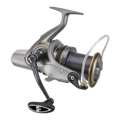 Daiwa 22 Sensor Surf 45 SCW 5000LD Spin Reel